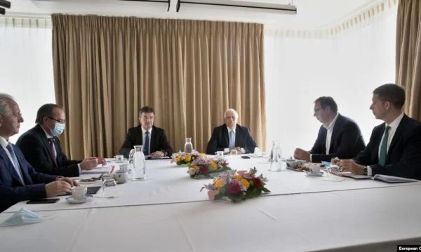 Parla con la Serbia, il problema rimane l’Associazione