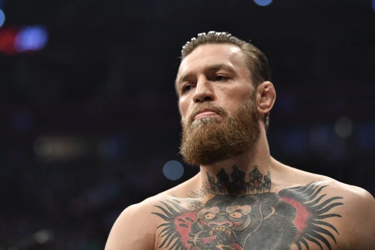 McGregor arrestado en Francia por intentar agresión sexual y ejecución sexual