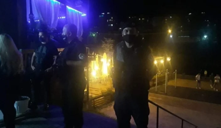 Alcuni locali a Mitrovica hanno chiuso, non è riuscito a rispettare le misure anti-Condavid