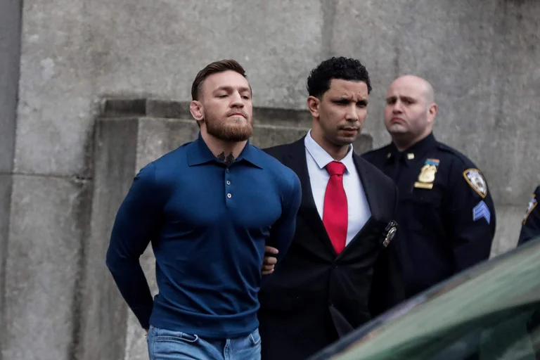 McGregor arrestato in Francia, accusato di molestie sessuali