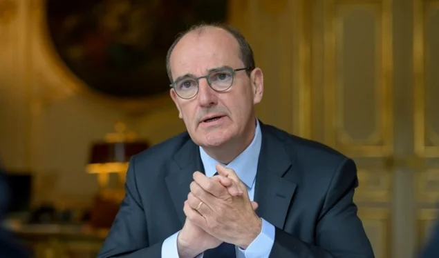 Primer Ministro francés: Anti - Isolation CO VID-19 generalised expelled