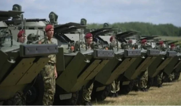 Ungheria compra veicoli di guerra tedeschi Lynx per due miliardi di euro