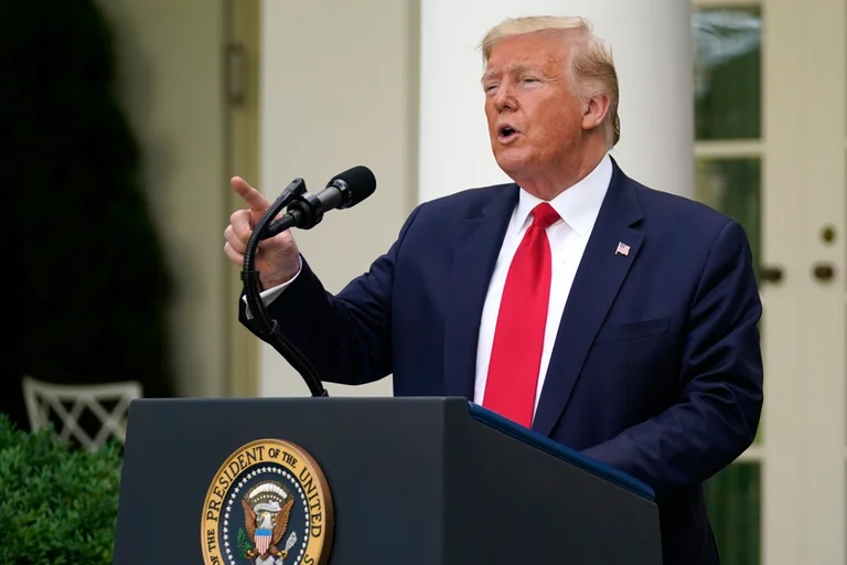 ​Trump e quan koronavirusin ‘dhuratë’ shumë të keqe nga Kina