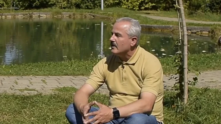 This is the Bosnian who is author of three books and former soldier of KLAça