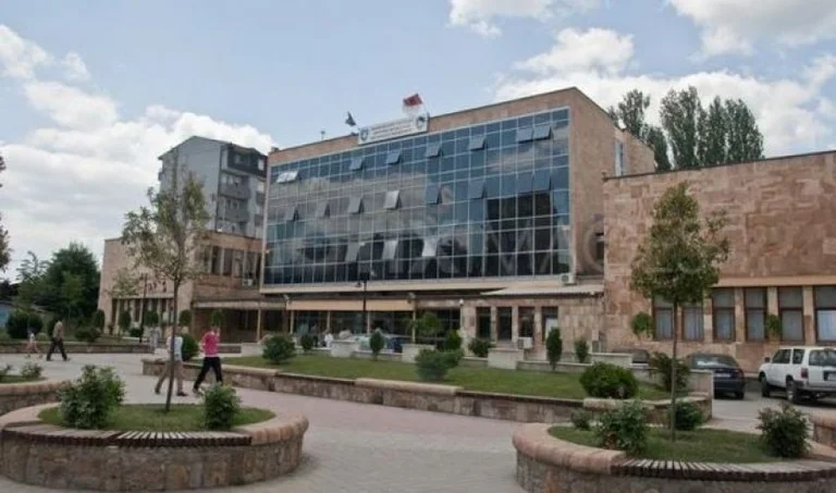 E çuditshme: Personat që rezultuan pozitiv me koronavirus, dje dolën negativ