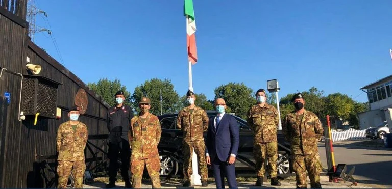 Arrijnë profesionistët shëndetësor nga Italia në Kosovë