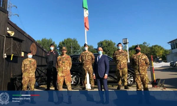 Sa muaj do të qëndrojë ekipi mjekësor ushtarak italian në Kosovë