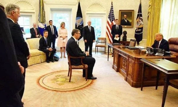 Ministri gjerman flirton me Serbinë: Sulmon Trumpin për poshtërimin që i bëri Vuçiqit