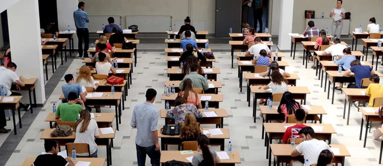 MASH-i ua mundëson që të hyjnë në test pas shërimit, tre maturantëve me koronavirus
