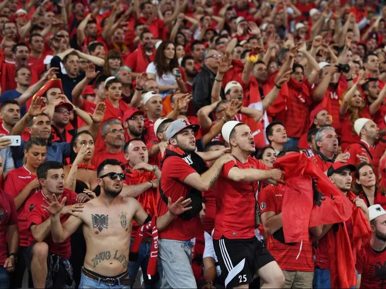 Tirana mund të përballet përsëri me Zvezden në Ligën e Evropës