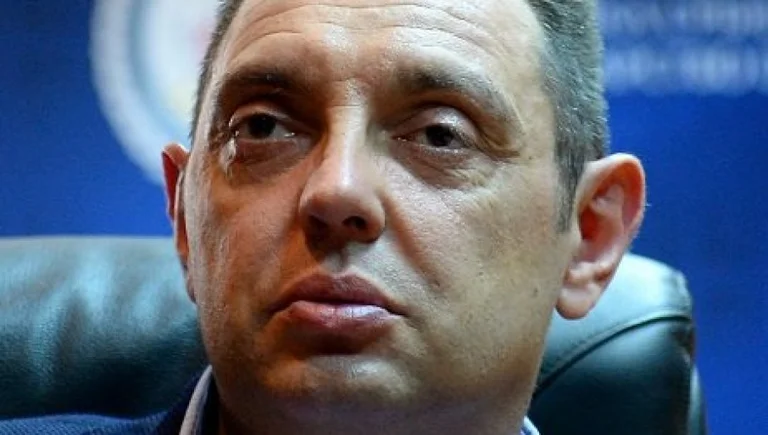 Vulin: Komandanti ynë Vuçiqi, nuk do të dorëzohet ndaj kërkesës për njohjen e Kosovës