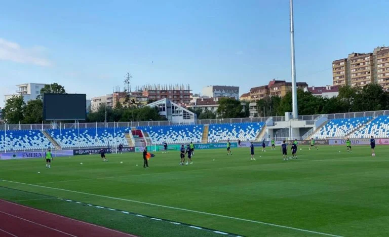 Kosovo-inglés: Los teóricos completan su formación final antes del partido