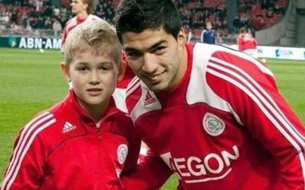 Fotoja e De Ligt dhe Suarez që po i bën tifozët e Juves të ëndërrojnë