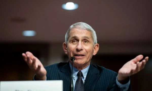 Fauci: Ekziston një mënyrë e ligjshme për t’i dhënë fund provave të vaksinave kundër covid-19