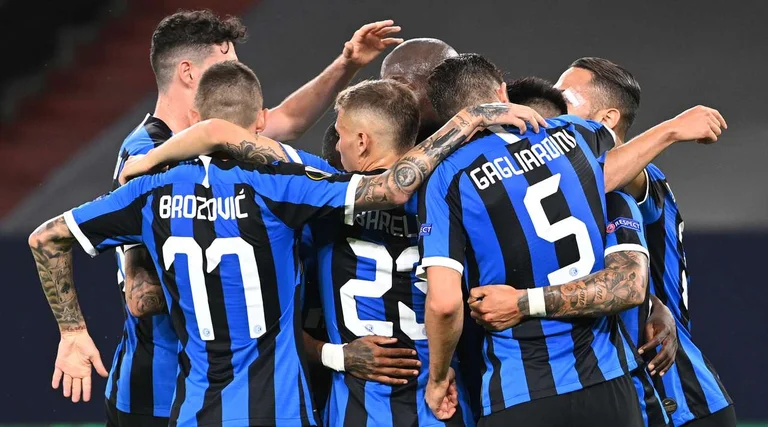 Interi dhe Manchester United në çerekfinale të Europa Ligës