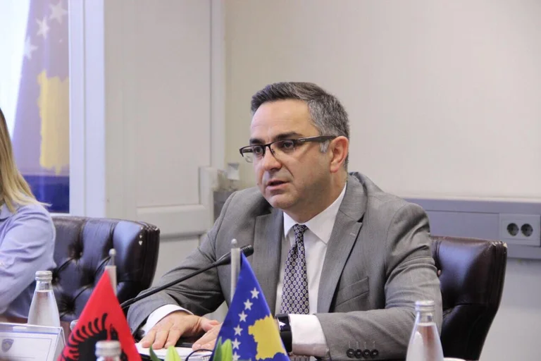 Tahiri: Delegacioni kosovar është unik dhe i përgatitur