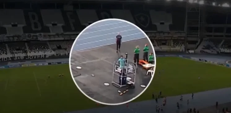 Reagimi brutal i portierit pasi VAR ia anulon dy gola ekipi të tij: Shkatërron me shkelma kabinën