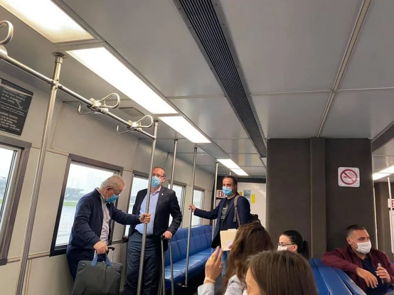 Kosovo-Delegation kommt in Washington (FOTO)