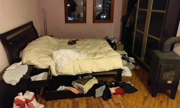 Emergono nuovi dettagli, ecco cosa hanno rubato i ladri a casa della testa di AKK.