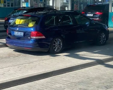 Le commissaire part avec des poivrons en Allemagne mais est interdit en Hongrie (Photo)