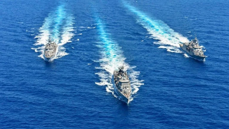 Que se passe-t-il entre les deux alliés de l'OTAN et comment les tensions entre la Grèce et la Turquie se maintiennent-elles?