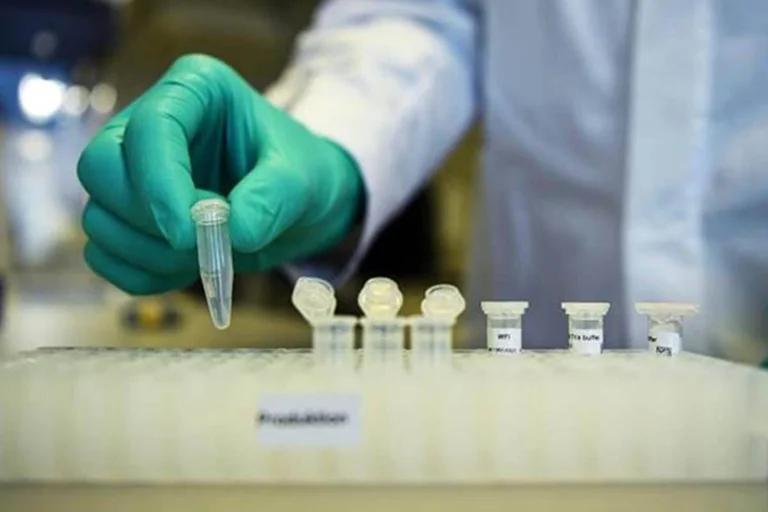 Otto laboratori privati autorizzati a condurre test sierologici