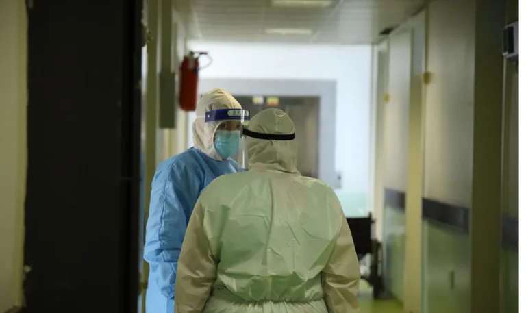A 300-euro extension for doctors until the end of the pandemic