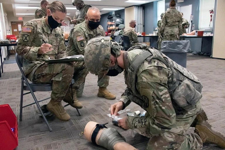KSF undergoes medical training at the National Tower of the Iowaés