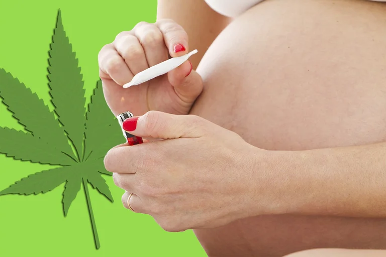 Nënat që përdorin marijuanë gjatë shtatzanisë, rrezikojnë të lindin fëmijë autik
