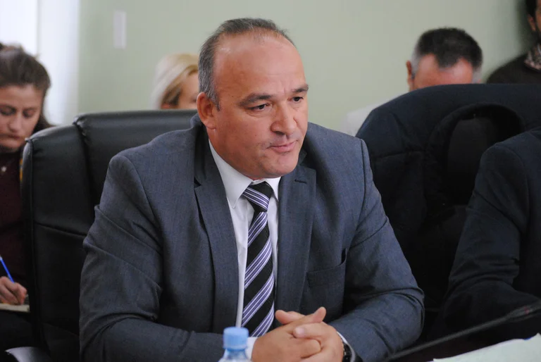 Deputeti i AAK’së-Bulliqit: Trego çfarë bëri Haradinaj për demarkacionin kur erdhe i mbushur frymë