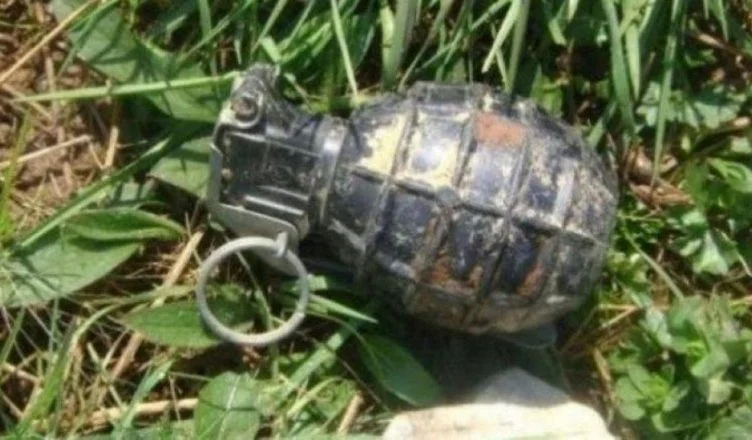 Tragjike: Vdes 6 vjeçari në Shqipëri, i shpërthen granata në dorë