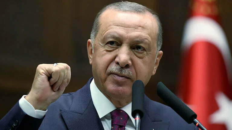 Erdogan paralajmëron Greqinë: Turqia do të marrë gjithçka që i takon në Mesdhe, në Egje dhe në Detin e Zi