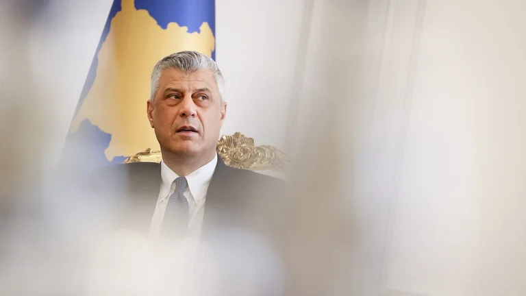 Thaçi thirrje shqiptarëve në Mal të Zi: Dilni në zgjedhje