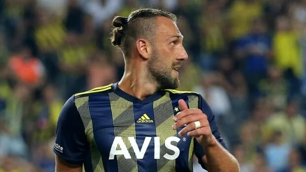 Anglezët të ‘çmendur’ pas Muriqit, gati të sakrifikojnë disa lojtarë për të
