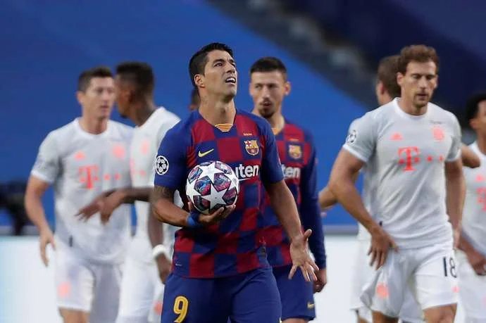 Suarez është ‘shumë i nervozuar’ pas bisedës një-minutëshe me Koeman në telefon