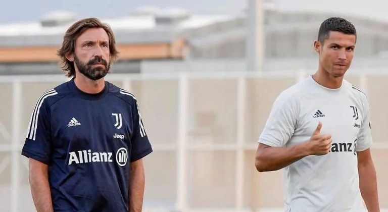 Juventus publikon fotografi nga stërvitjet, bien në sy Pirlo e Cristiano Ronaldo