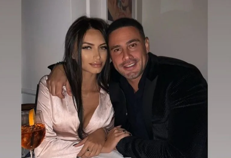 Modelja bën publike lidhjen me Robertin, por thotë se nuk ia prishi martesën me Norën