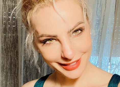 Duda Balje publikon foto nga pushimet, duket tejet joshëse