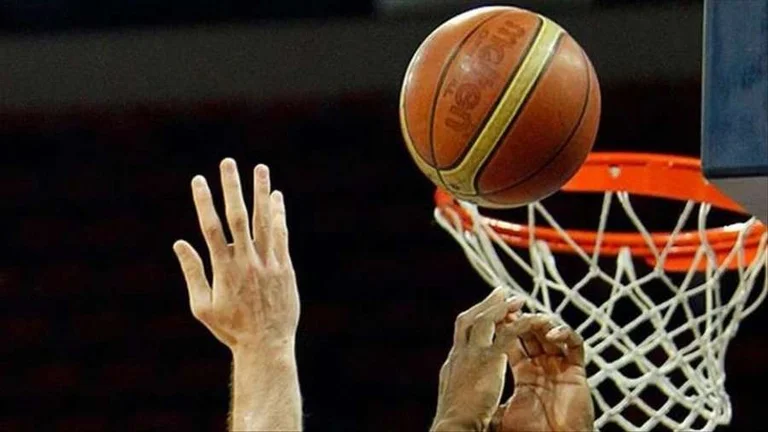 Shtyhet fillimi i sezonit të ri në basketboll në Kosovë