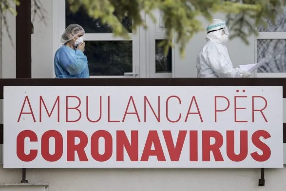 Vdes një person nga koronavirusi në Kosovë