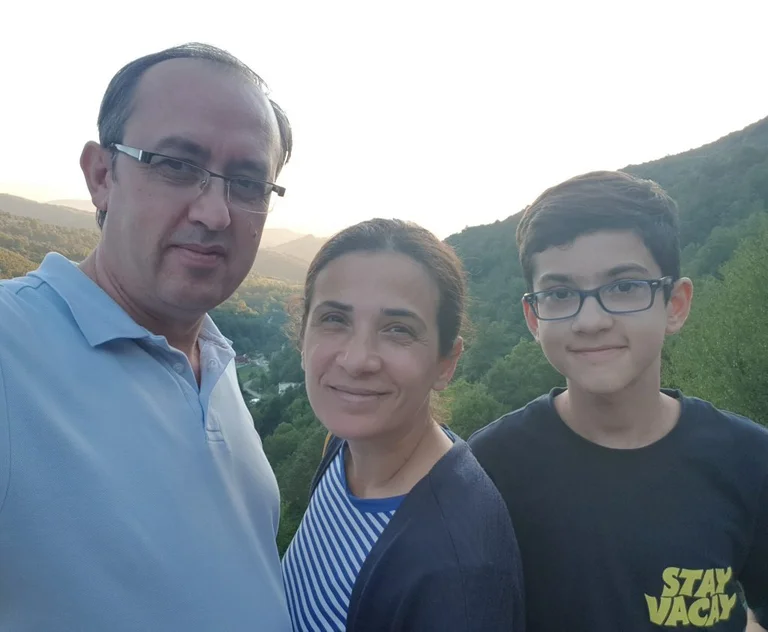 Hoti me familje vikendin e kalon në Prevallë