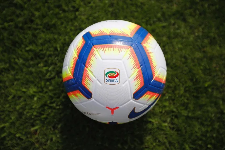 ZYRTARE: Skuadra nga Serie A shkarkon trajnerin