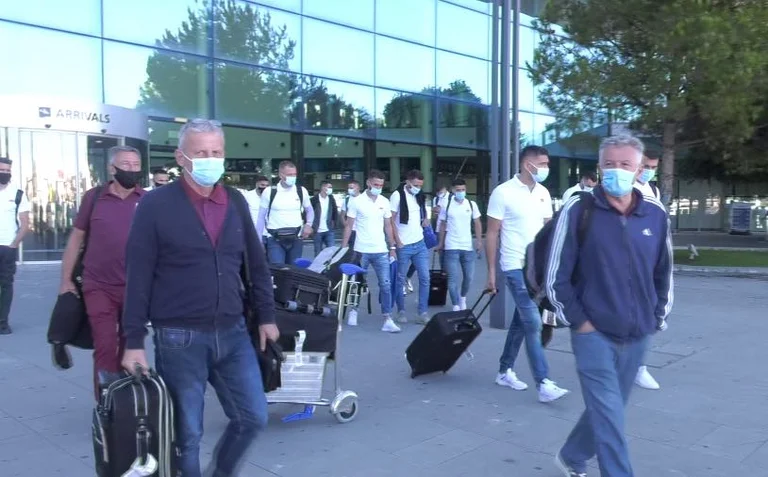 Pas rasteve me COVID-19, futbollistët e Prishtinës nuk i lënë të hyjnë në hotel në Gjibraltar
