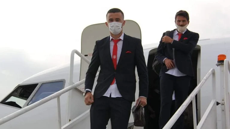 Gjilani rikthehet në Kosovë, por një futbollist që doli pozitiv mbetet i karantinuar në San Marino