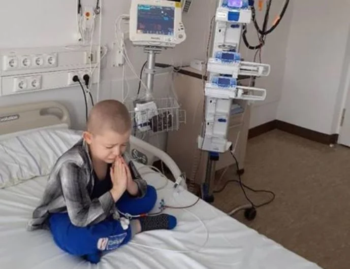 Eldion Shoshi vuan nga leukemia akute, ka nevojë për ndihmë