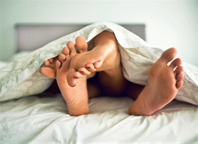 Gli scienziati mostrano qual è la posizione più pericolosa durante il sesso