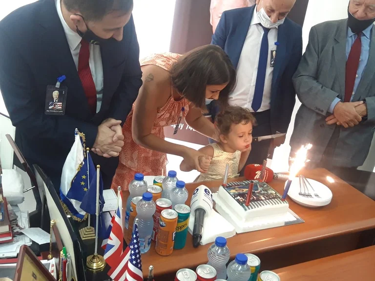 El cumpleaños del ex presidente Clinton celebrado en Kosovo