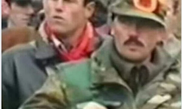 Der Tierarzt stirbt KLA, Naser Feriz