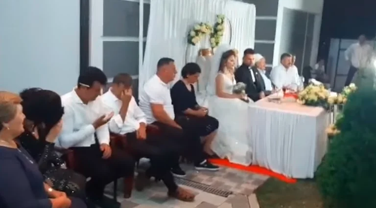 Exciting: Marrys el niño testigo en Corisha, el cantante hace las bodas con la canción dedicada al héroe