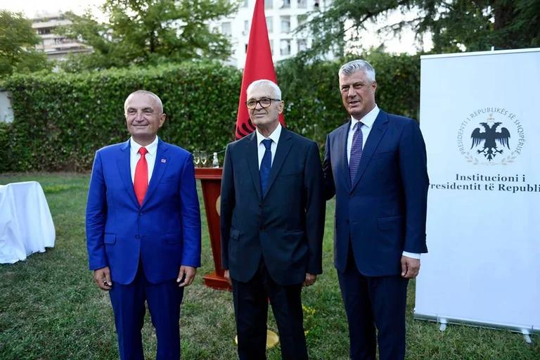 Thaci attends former Albanian President Rexhep Meidani's decoration ceremony
